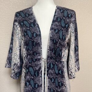 Chic kimono or swim cover-up in blue/snake pattern, size M, New!